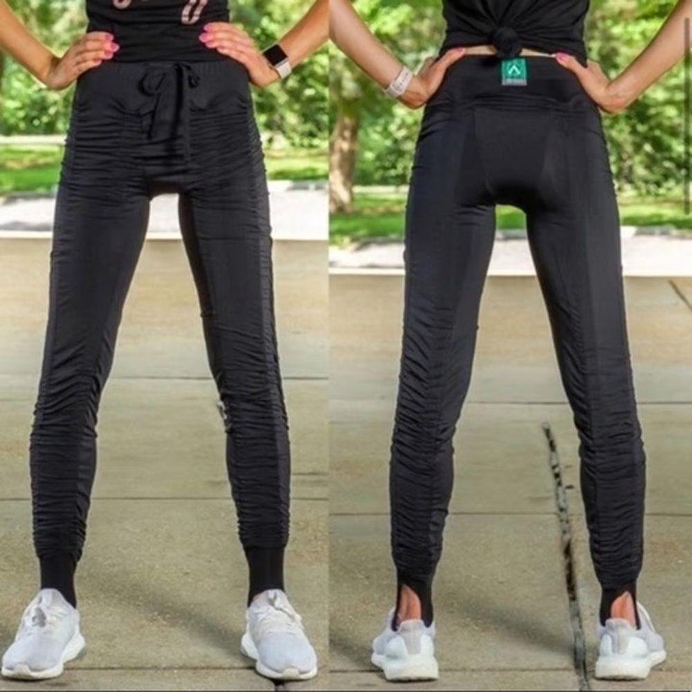 Agogie +20 Wearable Resistance Compression Weighted Workout Pants in Black | PL